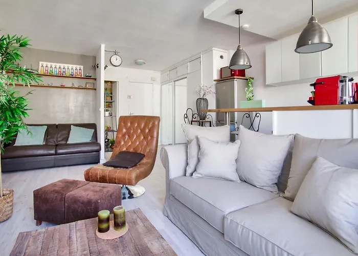 Luxurious Studio Republique Pierre Leve Free Netflix